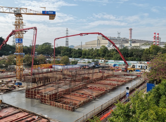 广州黄埔乌石旧村改造项目全面冲出正负零—南方公司 秦江廷摄.jpg